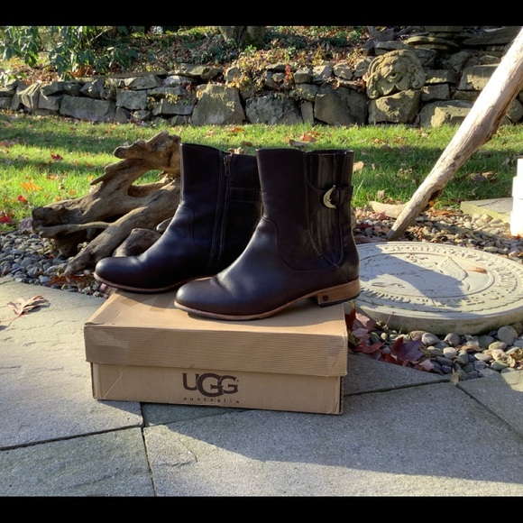 UGG Expresso Leather Finnegan W 10. Great Condition - Picture 10 of 12